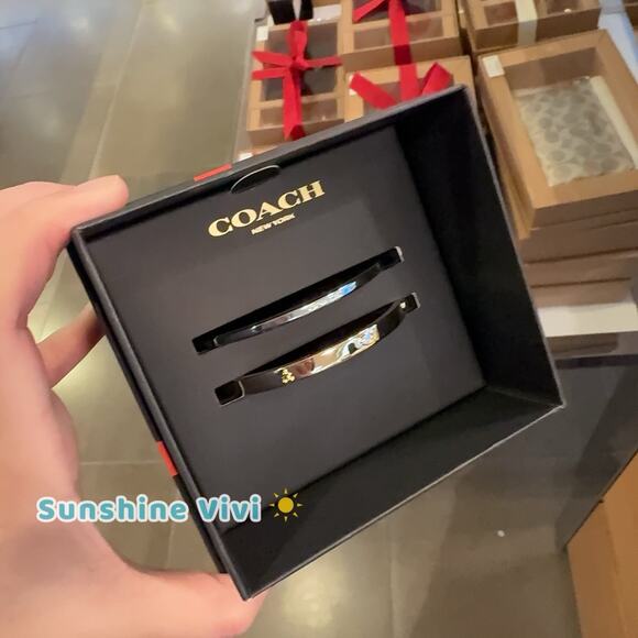 NEW Coach Heart And Cherry Bangle Set Gold/Silver CCU42 Holiday Gift 2025 - Picture 1 of 4